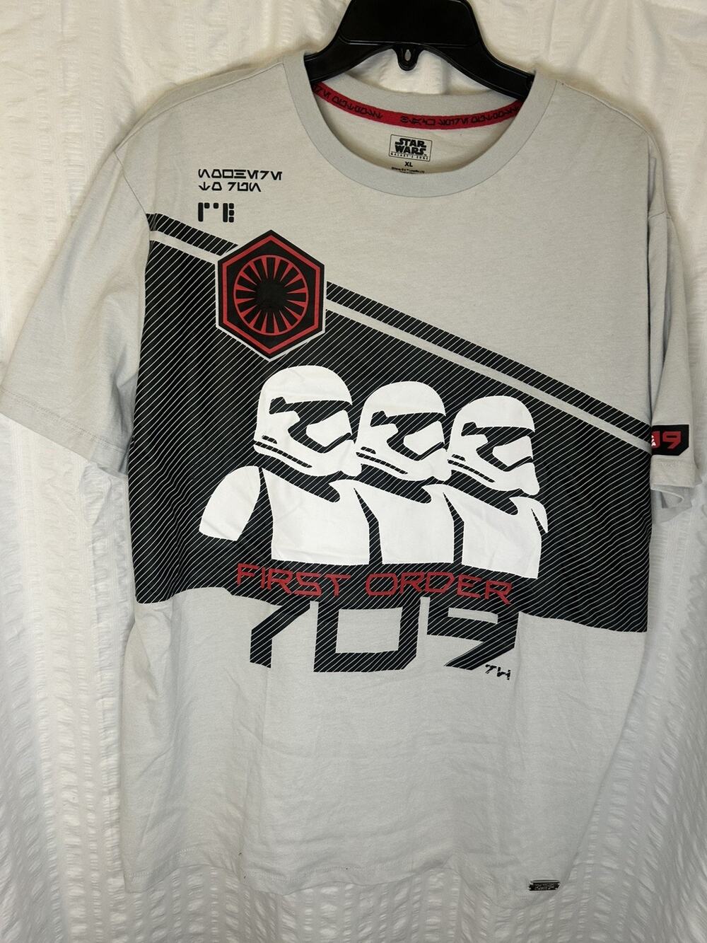 Disney Park Star Wars Galaxy Edge Stormtrooper Shirt Men XL First Order 709